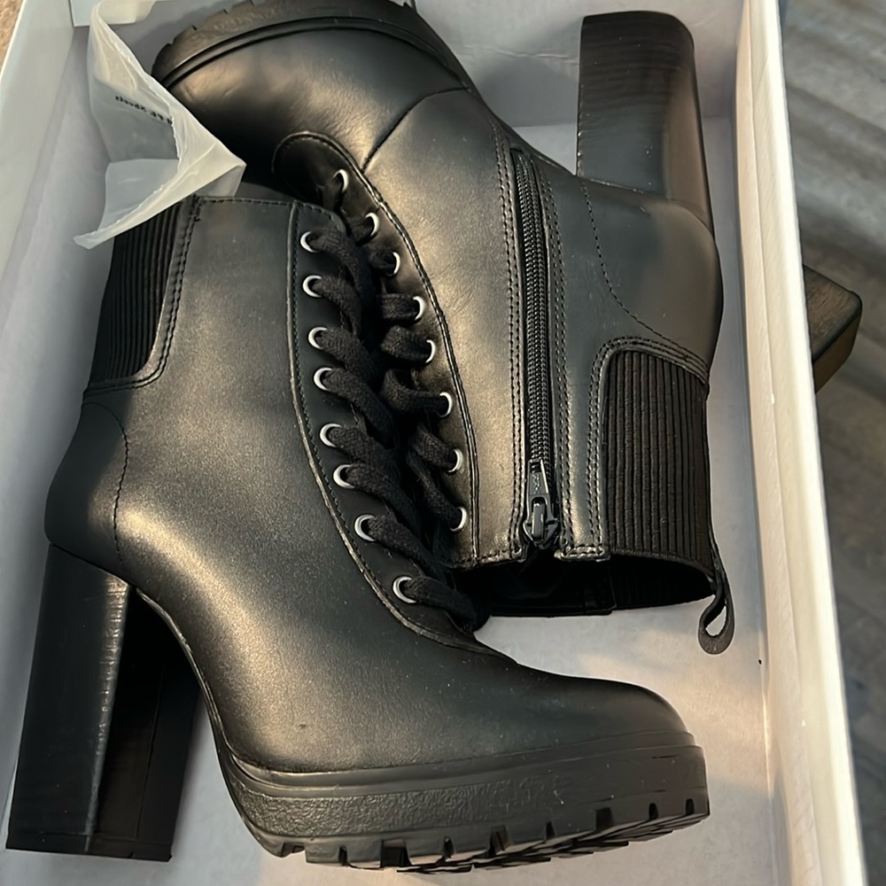 Steve Madden boots